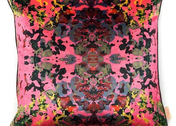 Ткань Susi Bellamy Velvet Fabric Kaledoscope/Pink Rose