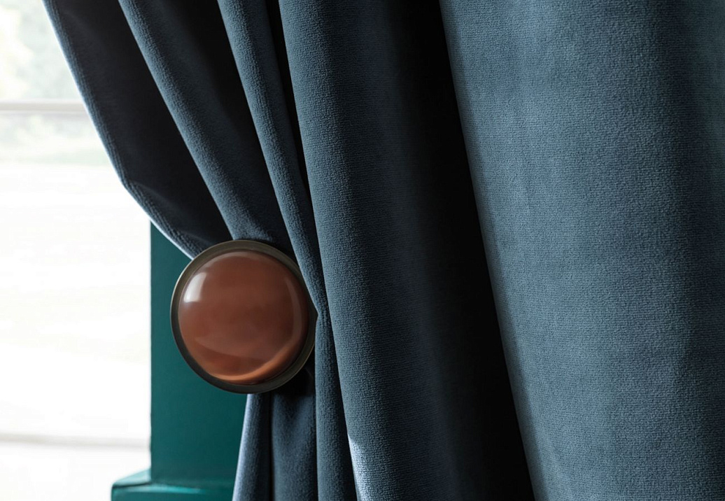 Ткань Osborne & Little Encore Velvet F7640-20