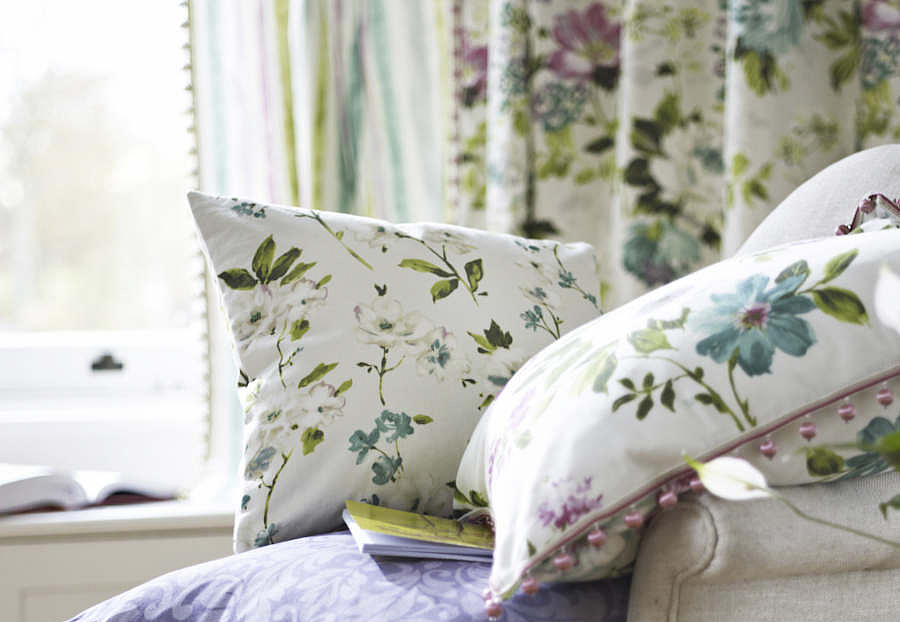 Ткань Prestigious Textiles Italian Garden 5795/989