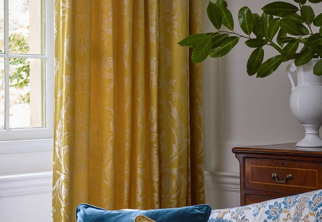 Ткань Zoffany Suffolk Damasks & Stripes 333388