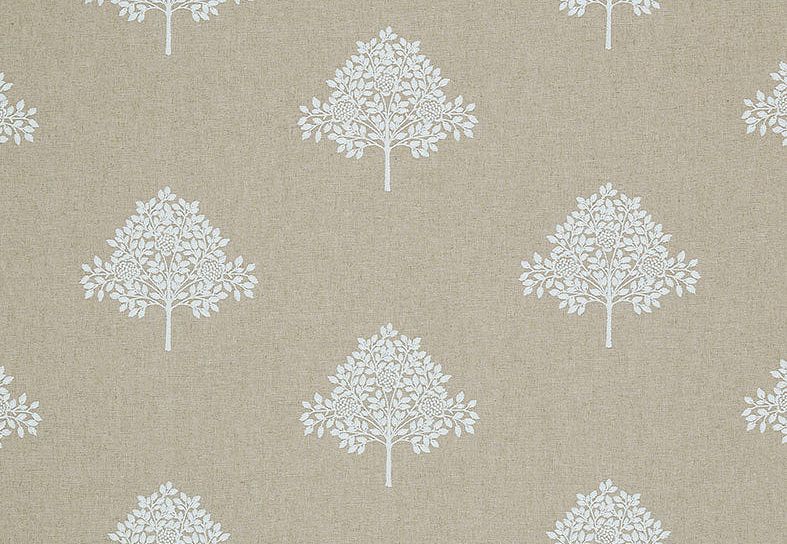 Ткань William Morris At Home Kelmscott Gardens Volume I Marigold Tree Embroidery/Linen