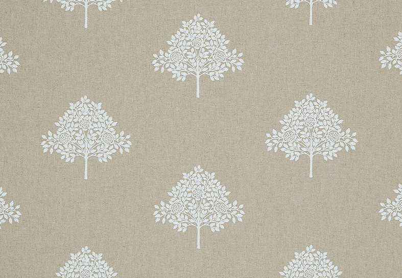 Ткань William Morris At Home Kelmscott Gardens Volume I Marigold Tree Embroidery/Linen