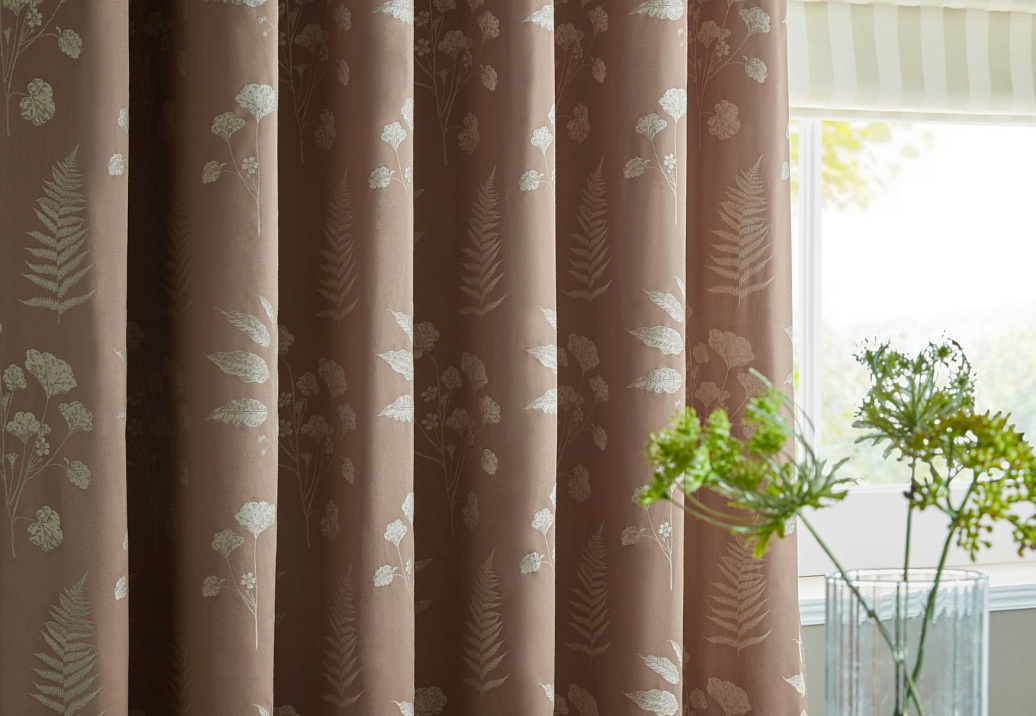 Ткань Ashley Wilde Juniper Amaranth/RoseGold