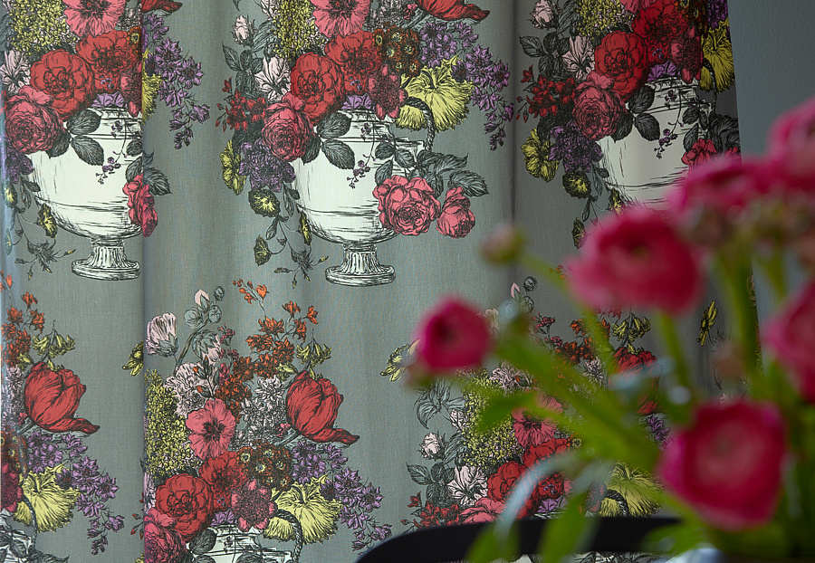 Ткань Clarke & Clarke Floribunda F0472/03