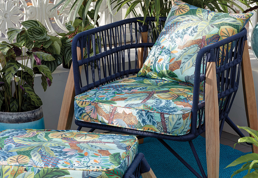 Ткань Osborne & Little Summerhouse F7446-01