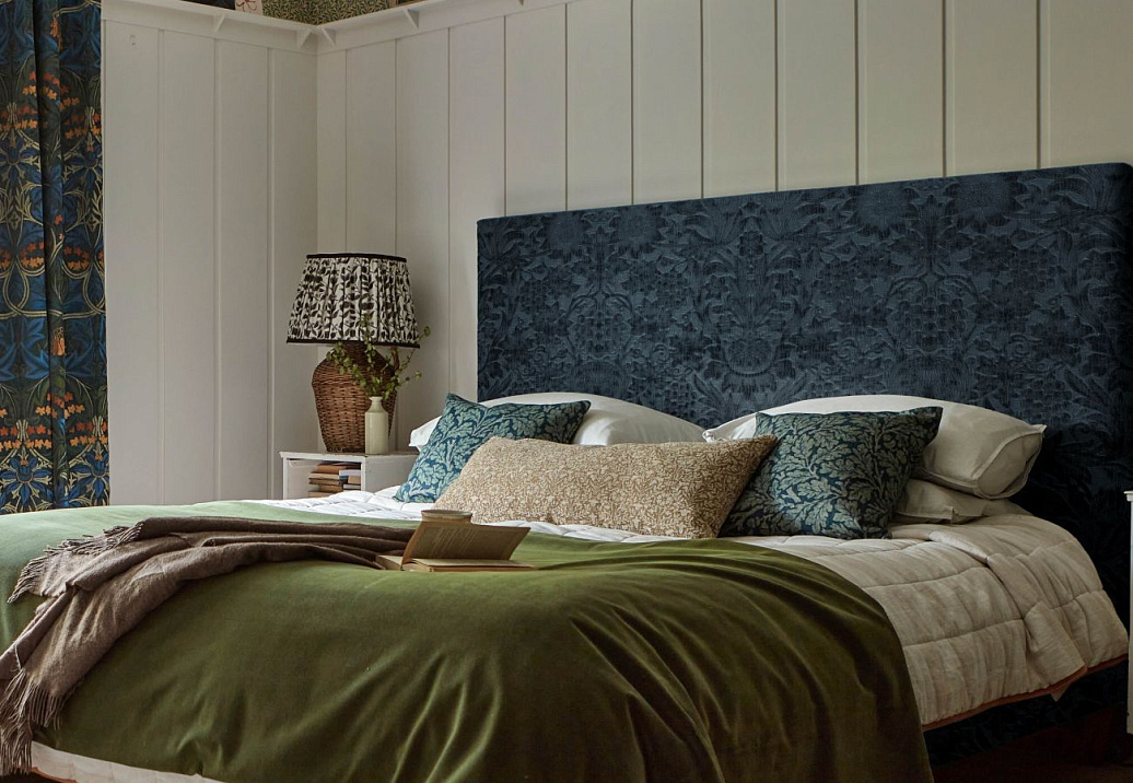 Ткань Morris & Co Wardle Velvets 237282
