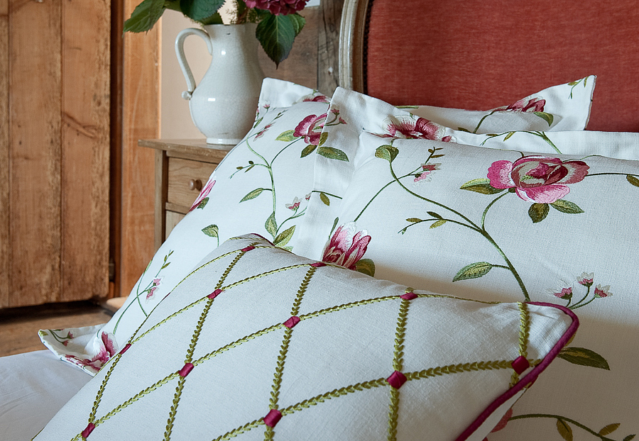 Ткань Clarke & Clarke Tatton Linens F0355/05