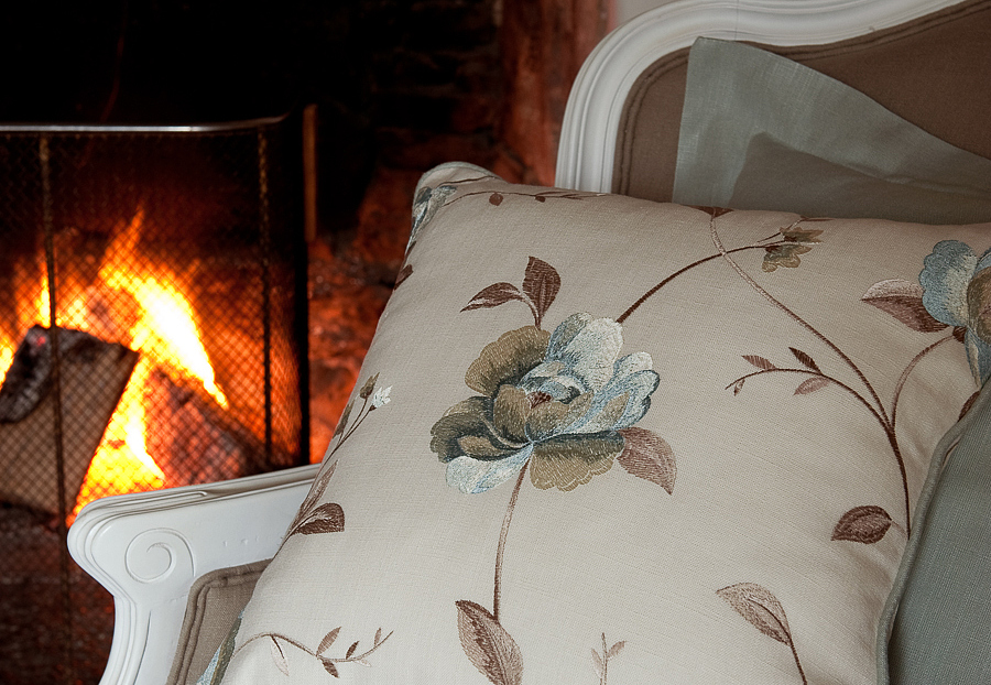 Ткань Clarke & Clarke Tatton Linens F0352/01
